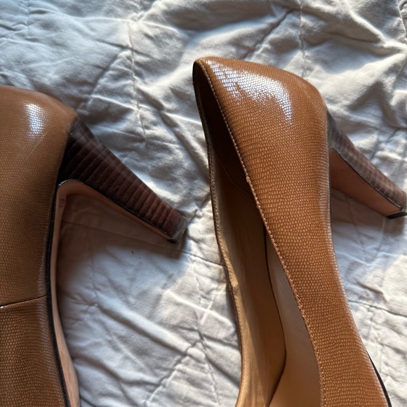 Cole Haan Women’s Brown Orange Open Toe Snake Skin Heel Pumps - Picture 4 of 9